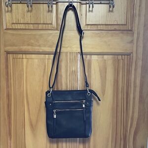 Black purse, NWOT
